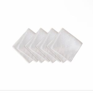 17 in. W X 17 in. L Barcelona Damask White Fabric Napkins (Set of 4)